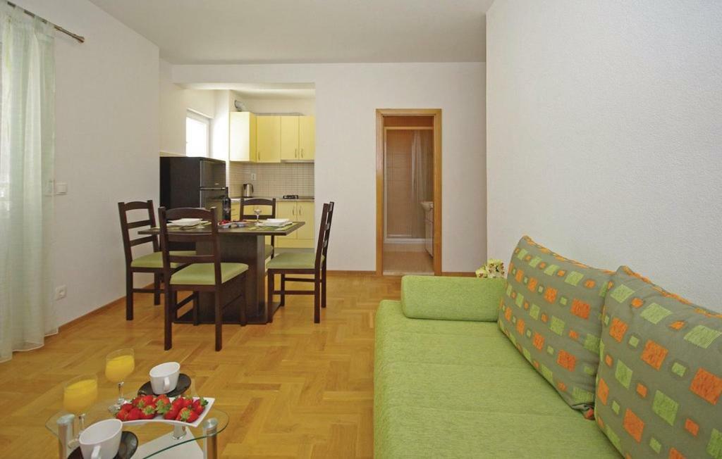 Villa Em Makarska Ngoại thất bức ảnh