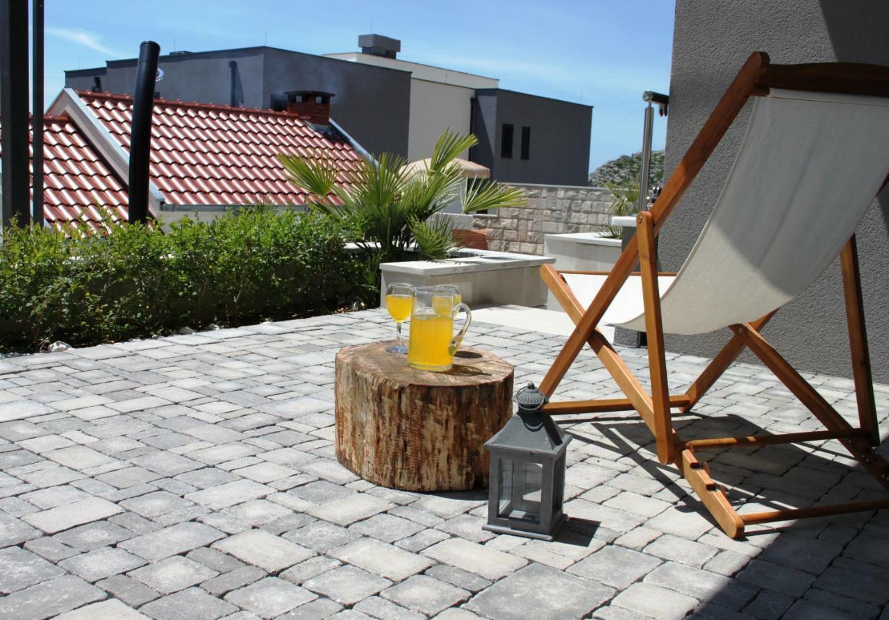 Villa Em Makarska Ngoại thất bức ảnh
